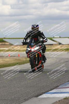 media/Apr-26-2024-TrackDaz (Fri) [[c4b677d280]]/B Group/120pm (Wheelie Bump)/